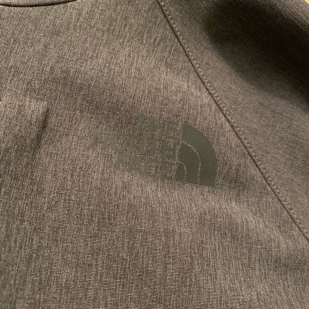 Men’s North Face Apex Flex GTX Softshell small